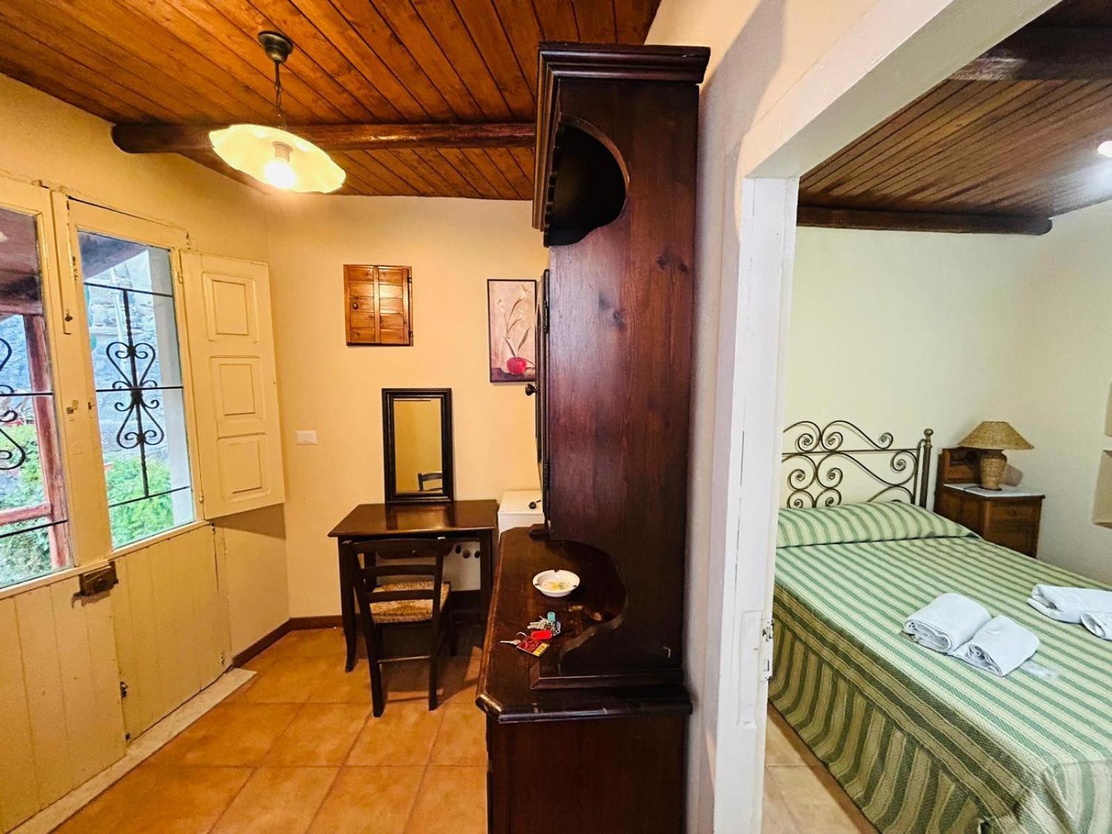 Albergo Diffuso Borgo Santa Caterina "Vintage" Кастільйоне-ді-Сицилія Номер фото