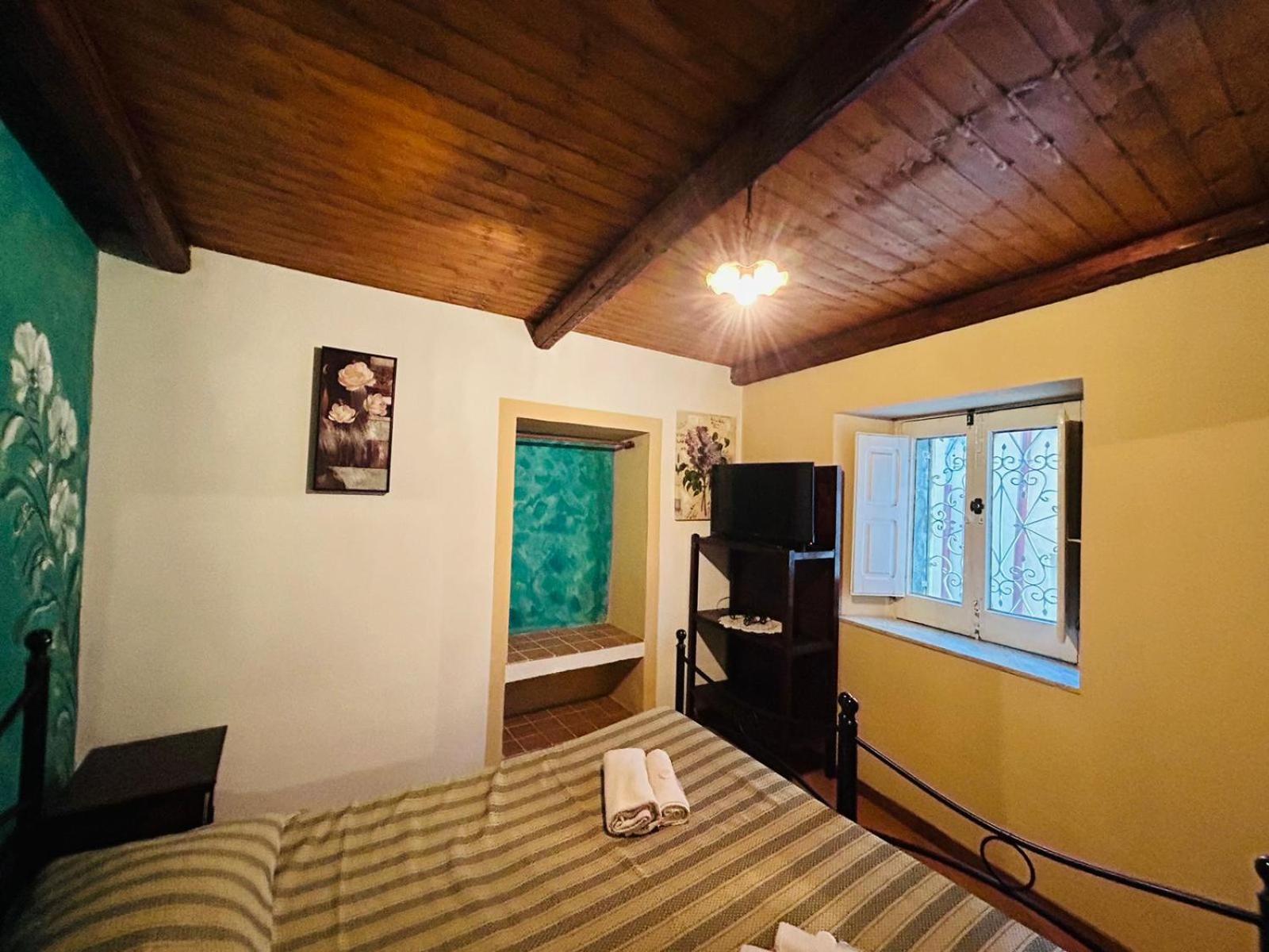 Albergo Diffuso Borgo Santa Caterina "Vintage" Кастільйоне-ді-Сицилія Номер фото