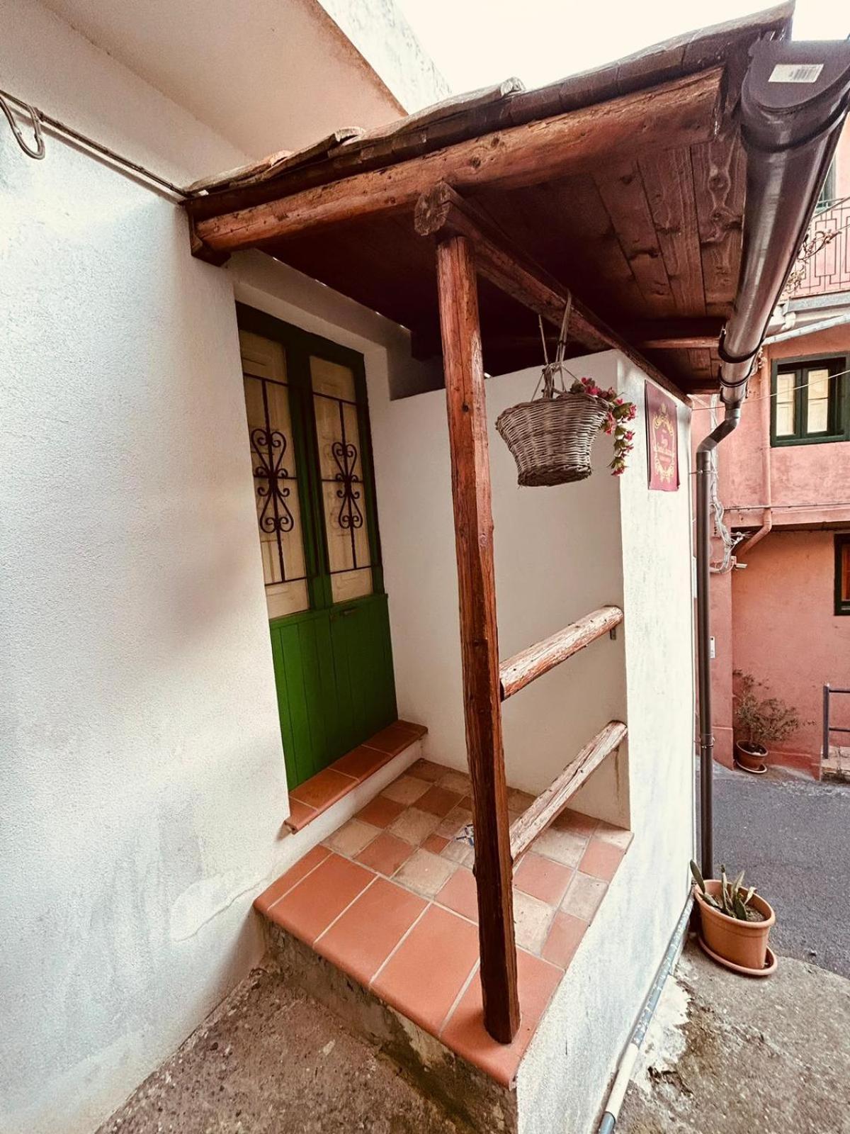 Albergo Diffuso Borgo Santa Caterina "Vintage" Кастільйоне-ді-Сицилія Номер фото