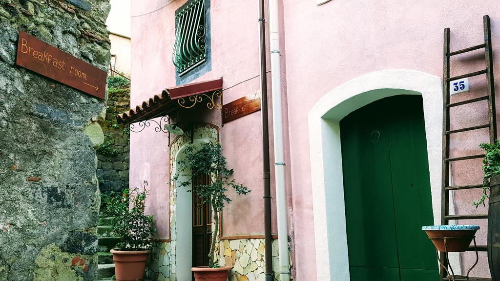 Albergo Diffuso Borgo Santa Caterina "Vintage" Кастільйоне-ді-Сицилія Екстер'єр фото