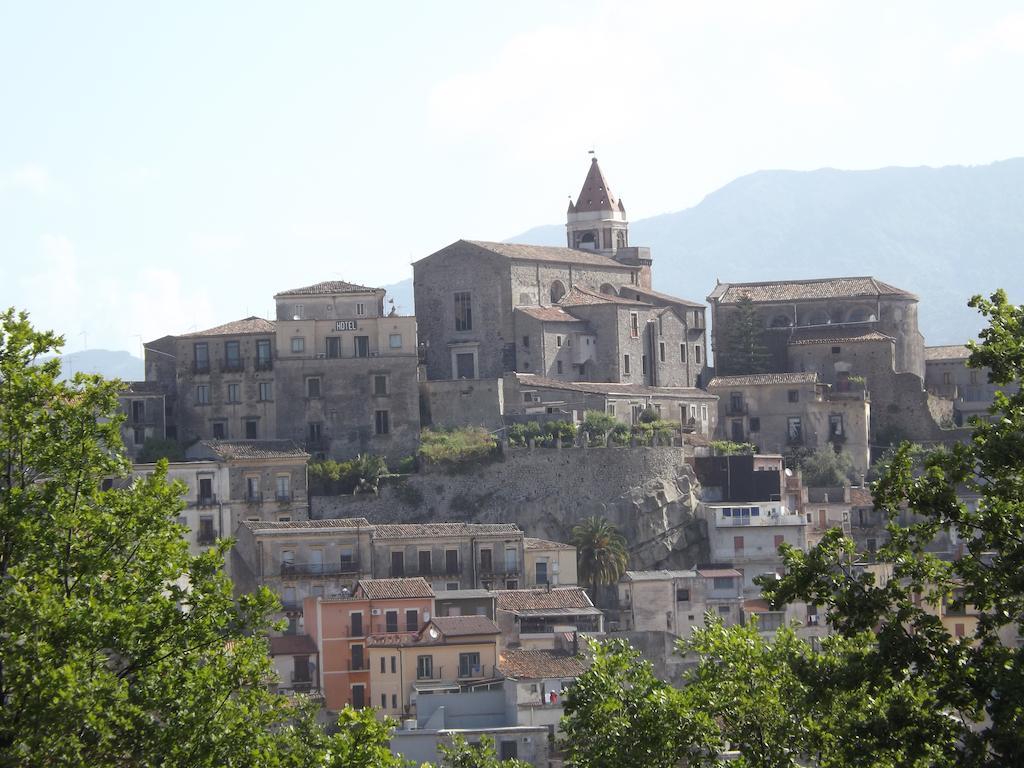 Albergo Diffuso Borgo Santa Caterina "Vintage" Кастільйоне-ді-Сицилія Екстер'єр фото